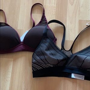 2 Lululemon sports bras